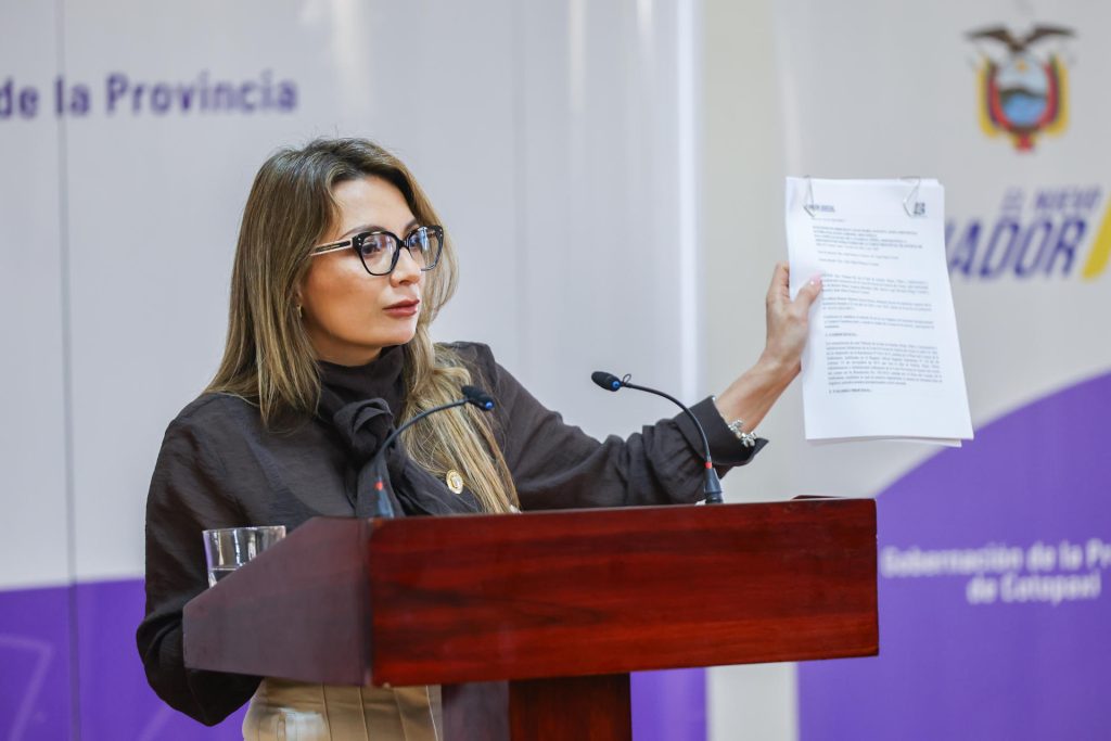 Gobierno de Ecuador descarta posible diálogo con indígenas, que rechazan alza del diésel