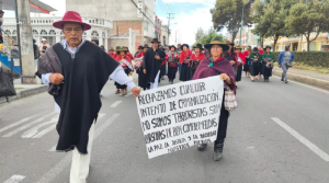 Pueblos-indigenas-de-Ecuador-mantienen-paro-nacional-contra-el-Gobierno