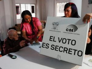 2025-02-07T140323Z_1804802182_RC2HPCAQLJ8M_RTRMADP_3_ECUADOR-ELECTION-SECURITY (1)