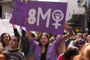 Dchos_mujeres_SIPA_00898246_000004