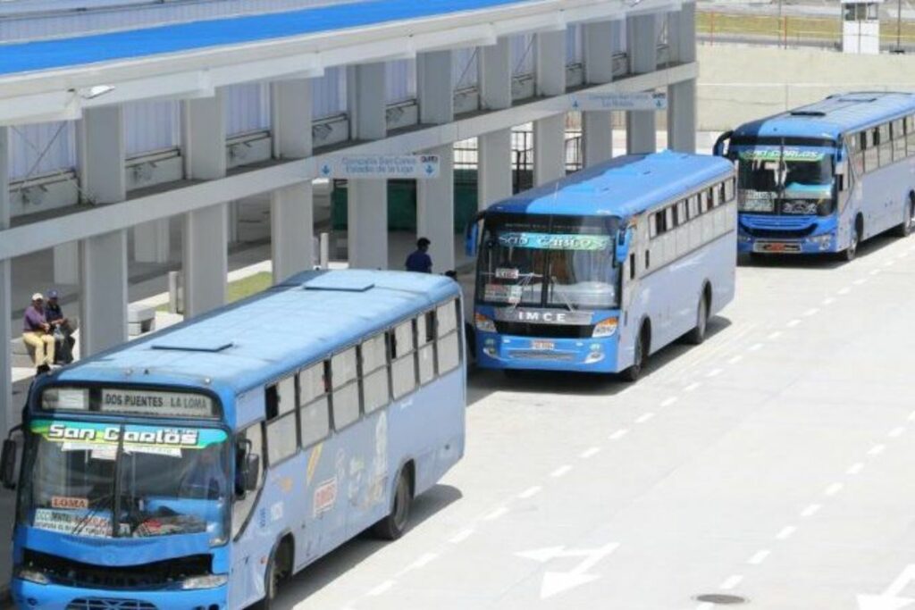 rutas-buses-Quito-Centro-1024x683
